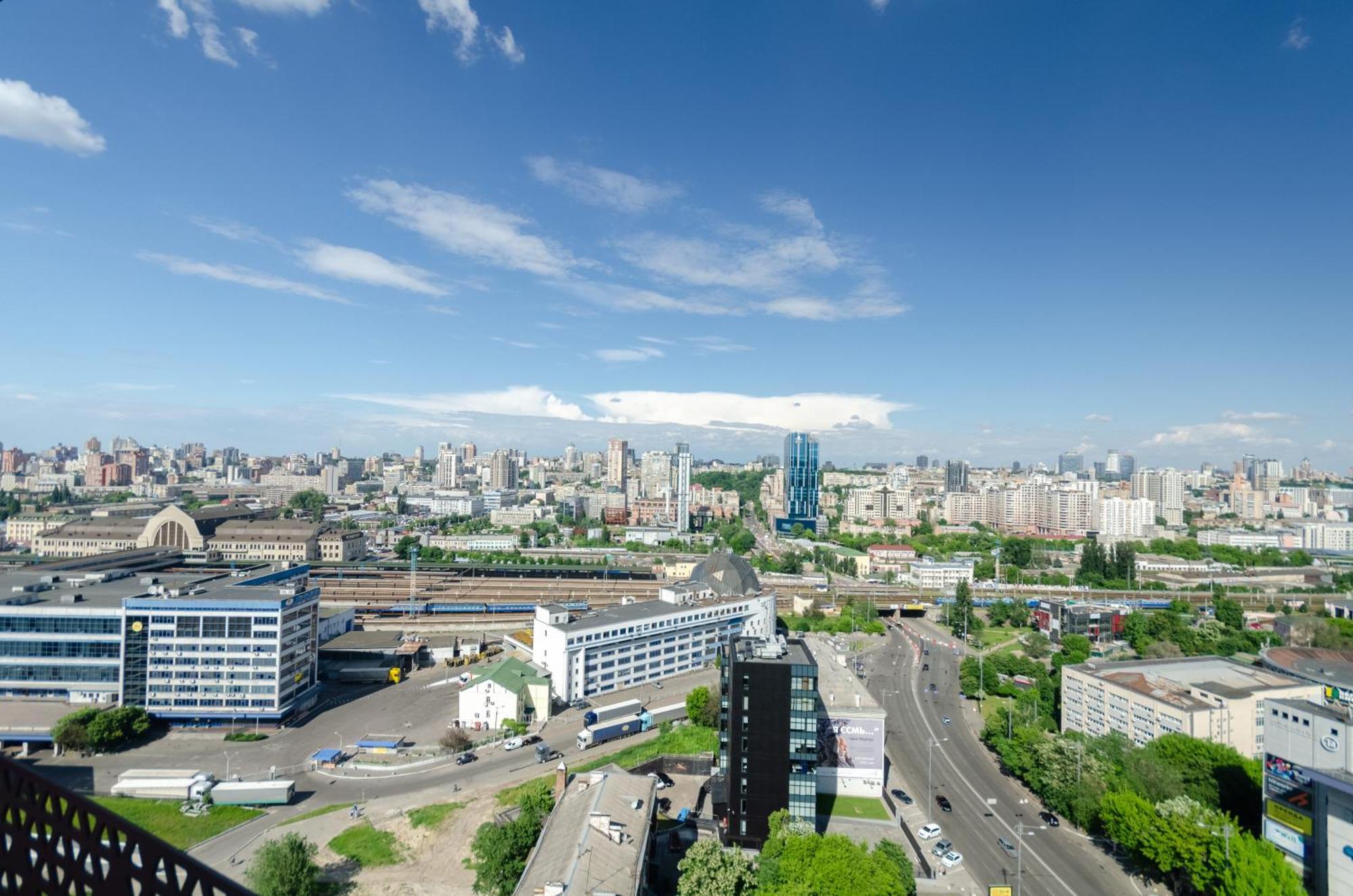 Petrovdom 234-241-86-96 In City View Apartments At Rc Kvartet,Near Central Railway Station キエフ エクステリア 写真